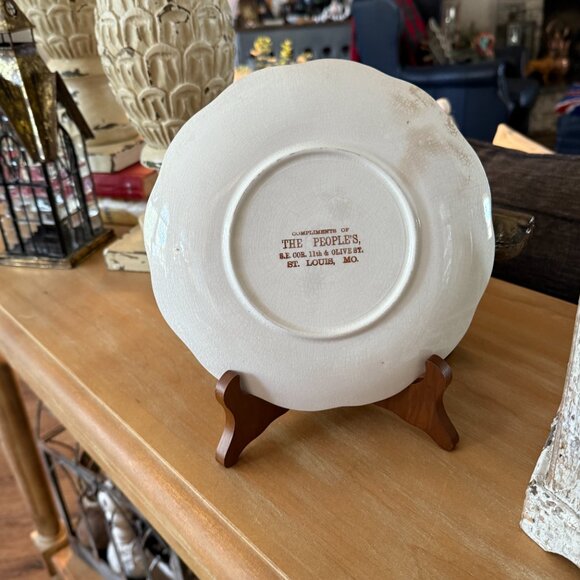 1910 Promotional Calander Plate with Wood stand - Picture 8 of 14